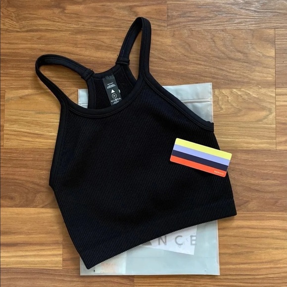 ❗️SOLD❗️Balance Athletica Synergy Top - Picture 2 of 9